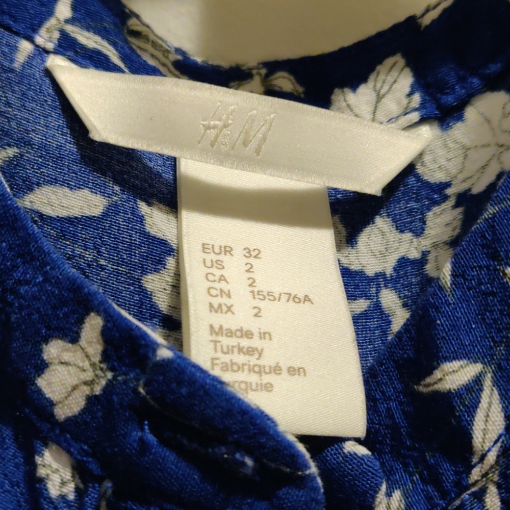 H&M blue floral dress - Picture 4 of 8